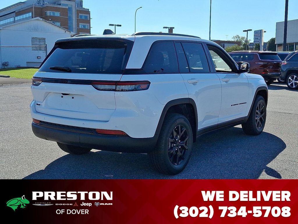 new 2025 Jeep Grand Cherokee car, priced at $39,890