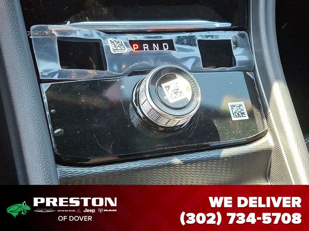 new 2025 Jeep Grand Cherokee car, priced at $39,890