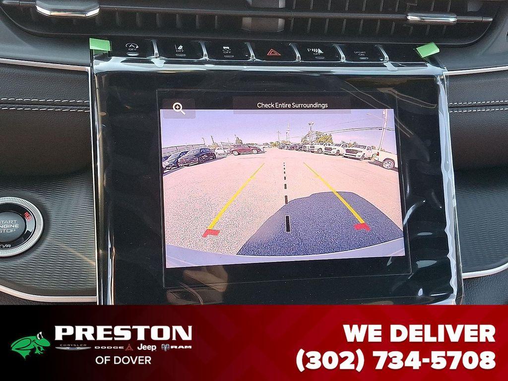 new 2025 Jeep Grand Cherokee car, priced at $39,890