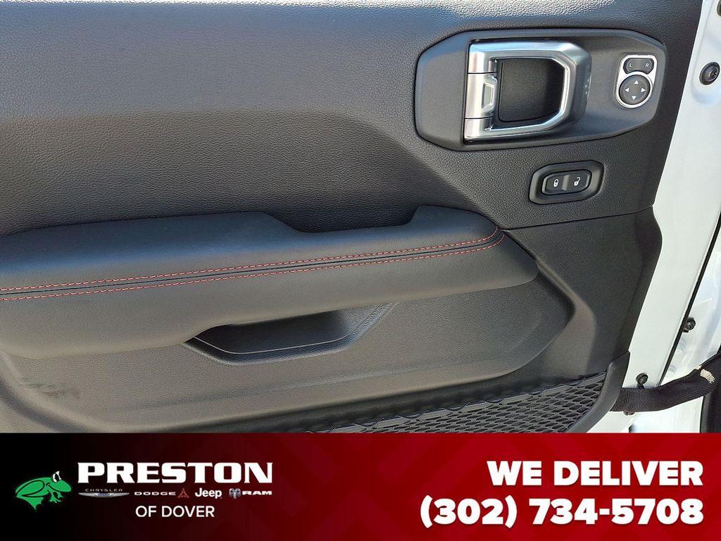 new 2025 Jeep Gladiator car, priced at $48,810