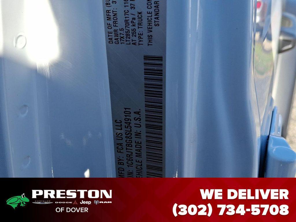 new 2025 Jeep Gladiator car, priced at $48,810