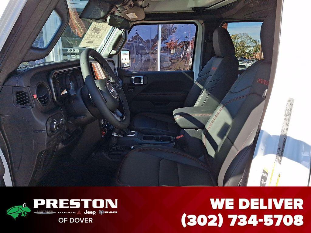 new 2025 Jeep Gladiator car, priced at $48,810