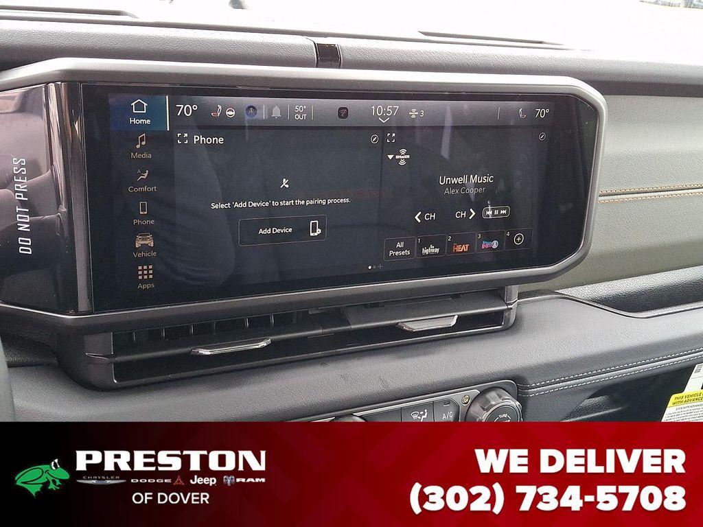 new 2026 Jeep Gladiator car, priced at $58,900