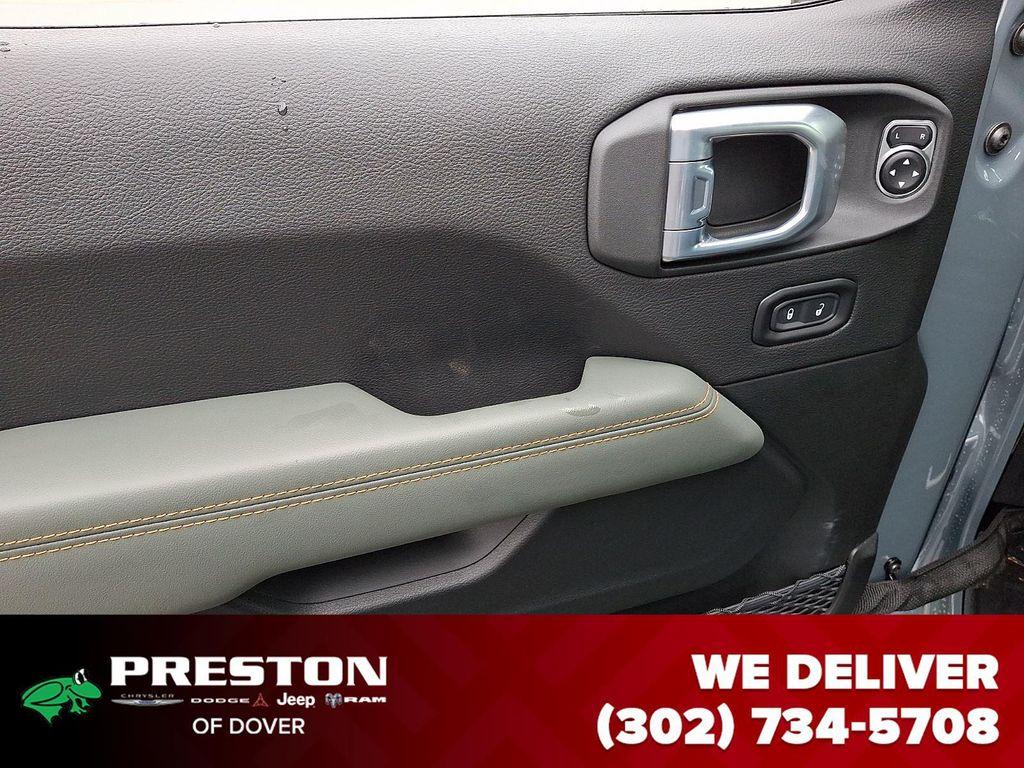 new 2026 Jeep Gladiator car, priced at $58,900