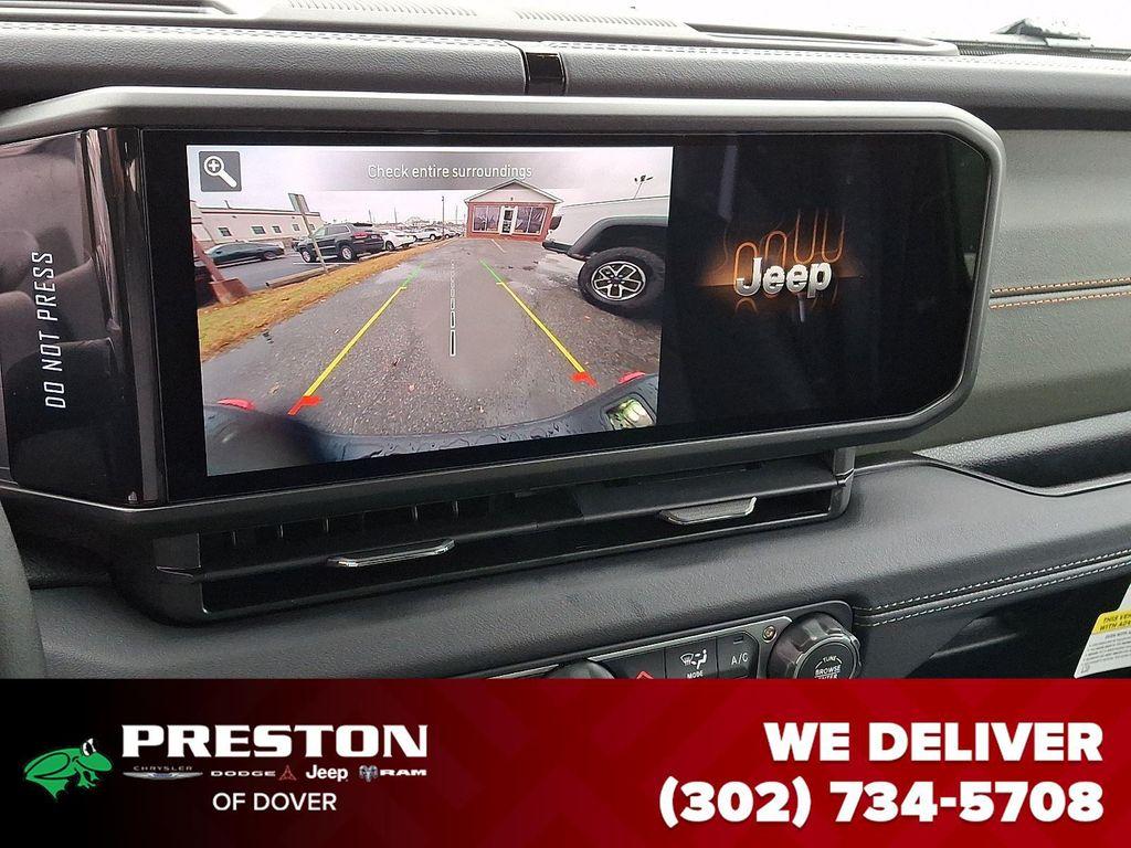 new 2026 Jeep Gladiator car, priced at $58,900