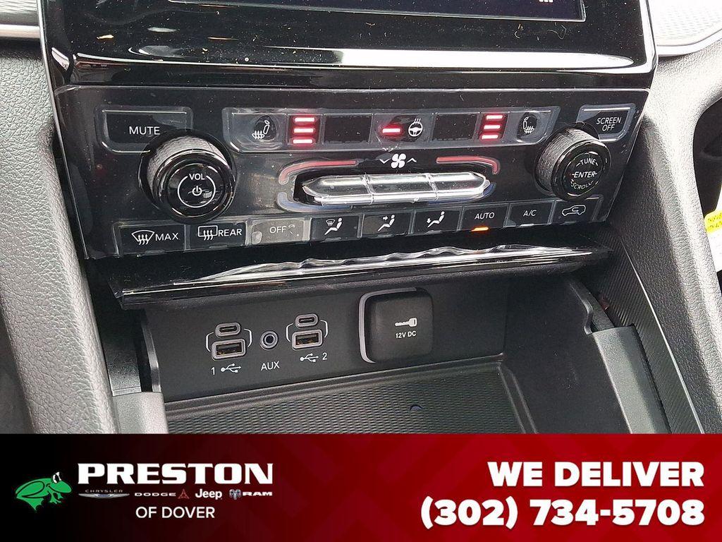 new 2025 Jeep Grand Cherokee car, priced at $41,410