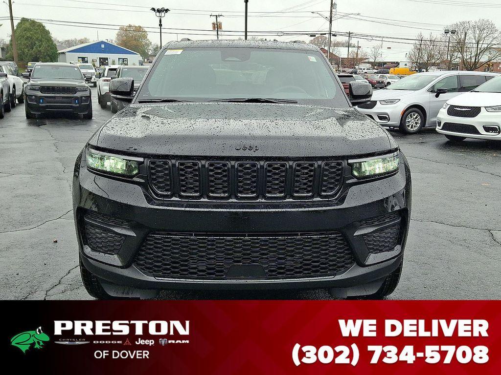 new 2025 Jeep Grand Cherokee car, priced at $41,410