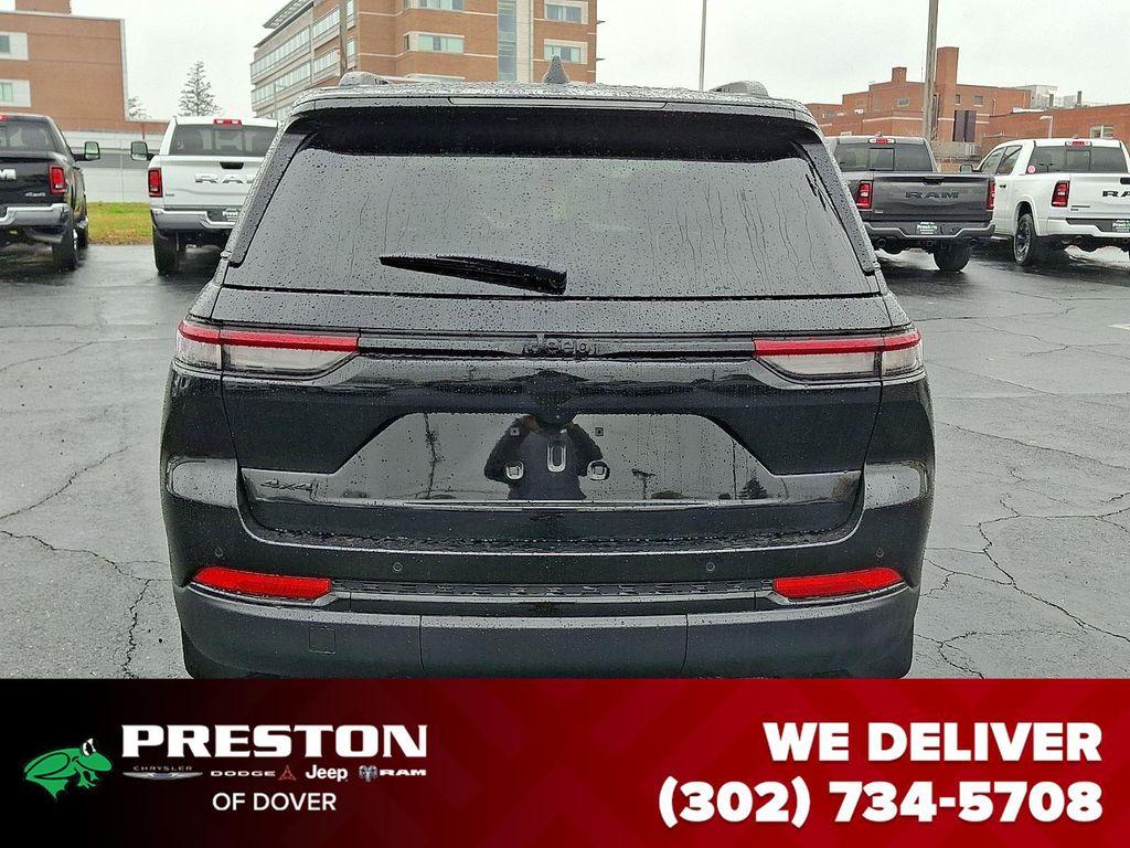 new 2025 Jeep Grand Cherokee car, priced at $41,410