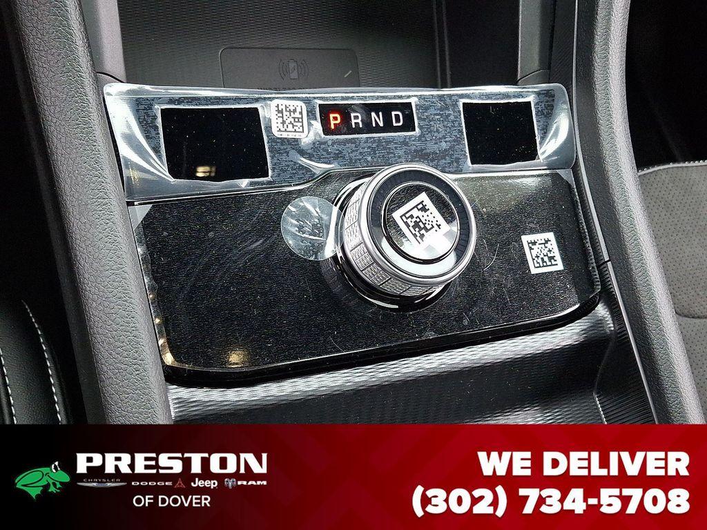 new 2025 Jeep Grand Cherokee car, priced at $41,410