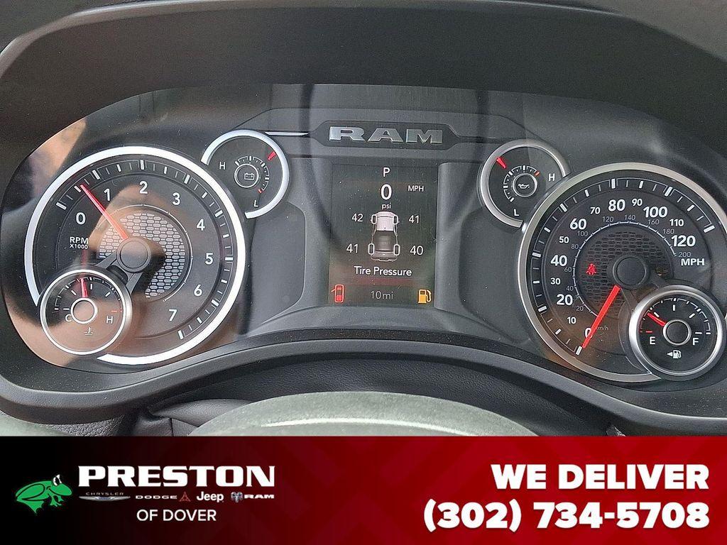 new 2025 Ram 1500 car, priced at $39,439