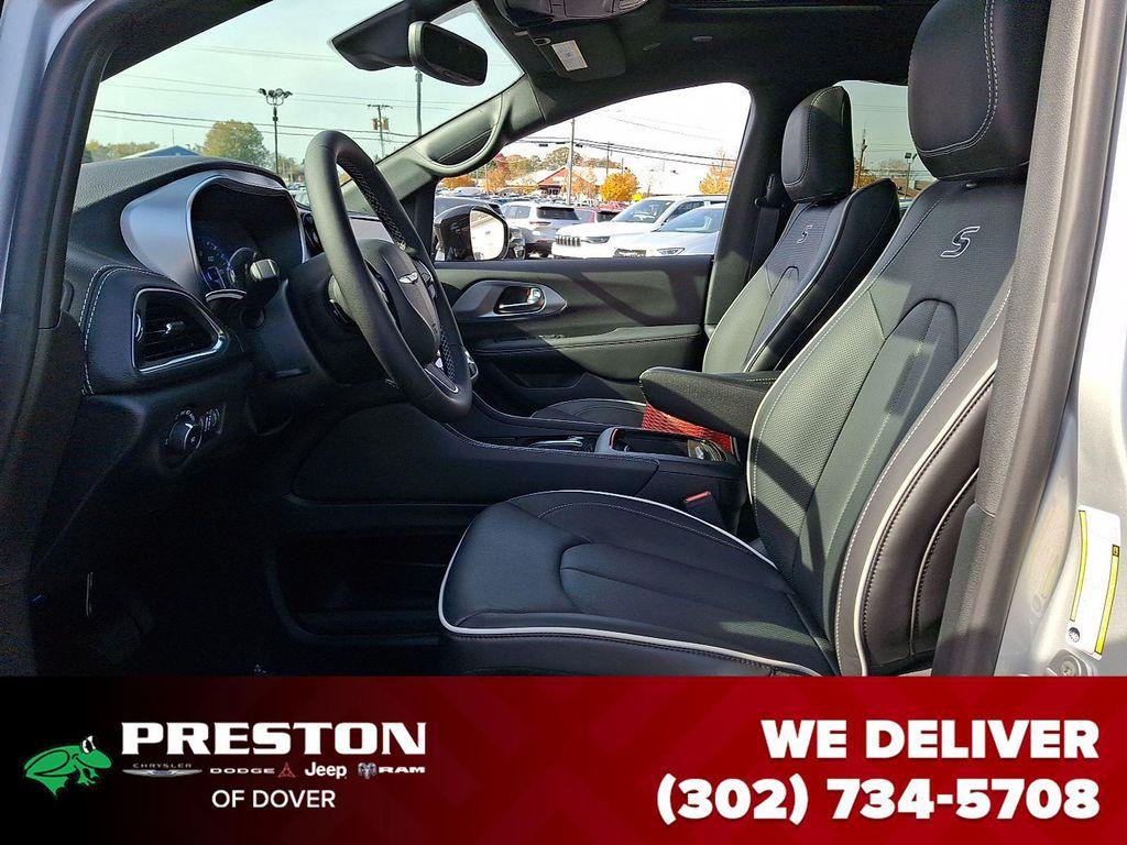 new 2026 Chrysler Pacifica car, priced at $51,020