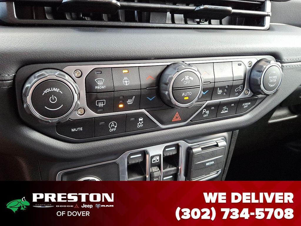 new 2025 Jeep Wrangler car, priced at $49,520