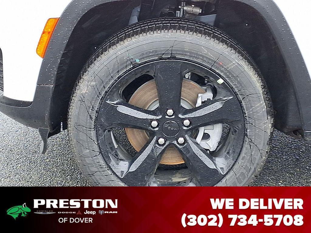 new 2025 Jeep Grand Cherokee L car, priced at $41,085