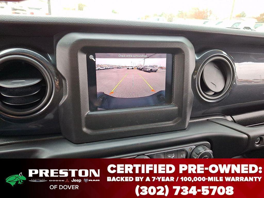 used 2022 Jeep Gladiator car, priced at $29,395