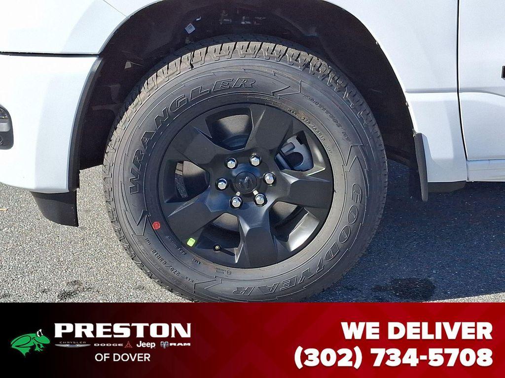 new 2025 Ram 1500 car, priced at $42,539