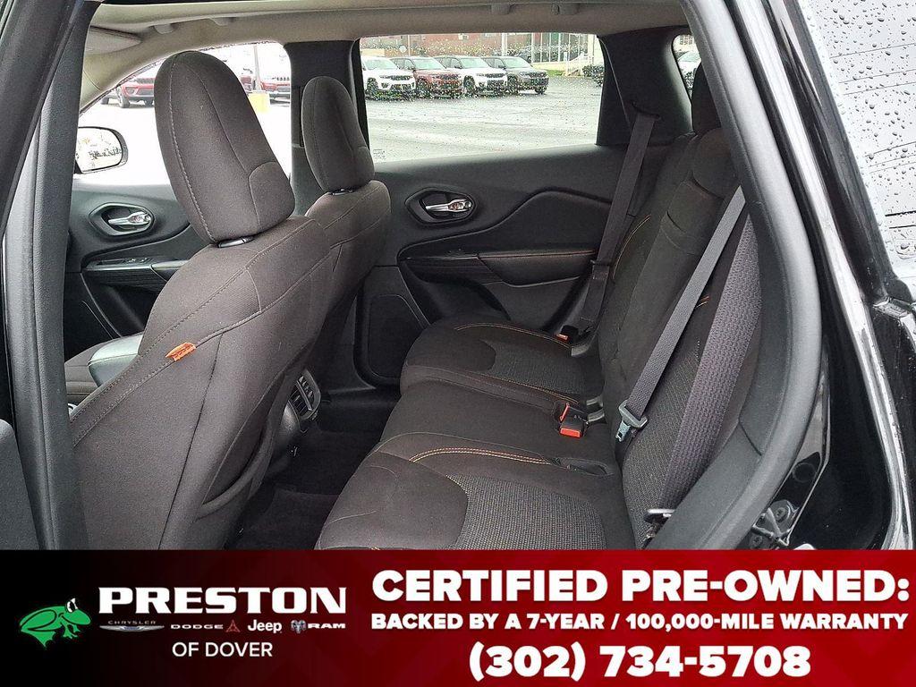 used 2017 Jeep Cherokee car, priced at $15,495