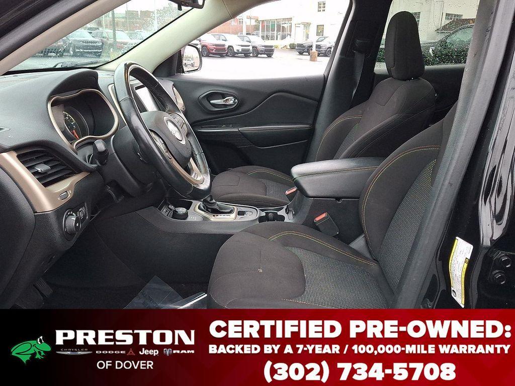 used 2017 Jeep Cherokee car, priced at $15,495
