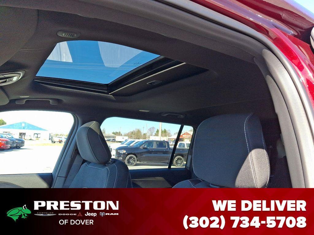 new 2025 Jeep Grand Cherokee L car, priced at $39,650