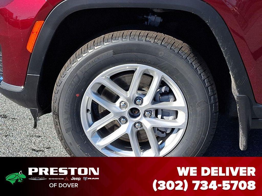 new 2025 Jeep Grand Cherokee L car, priced at $39,650