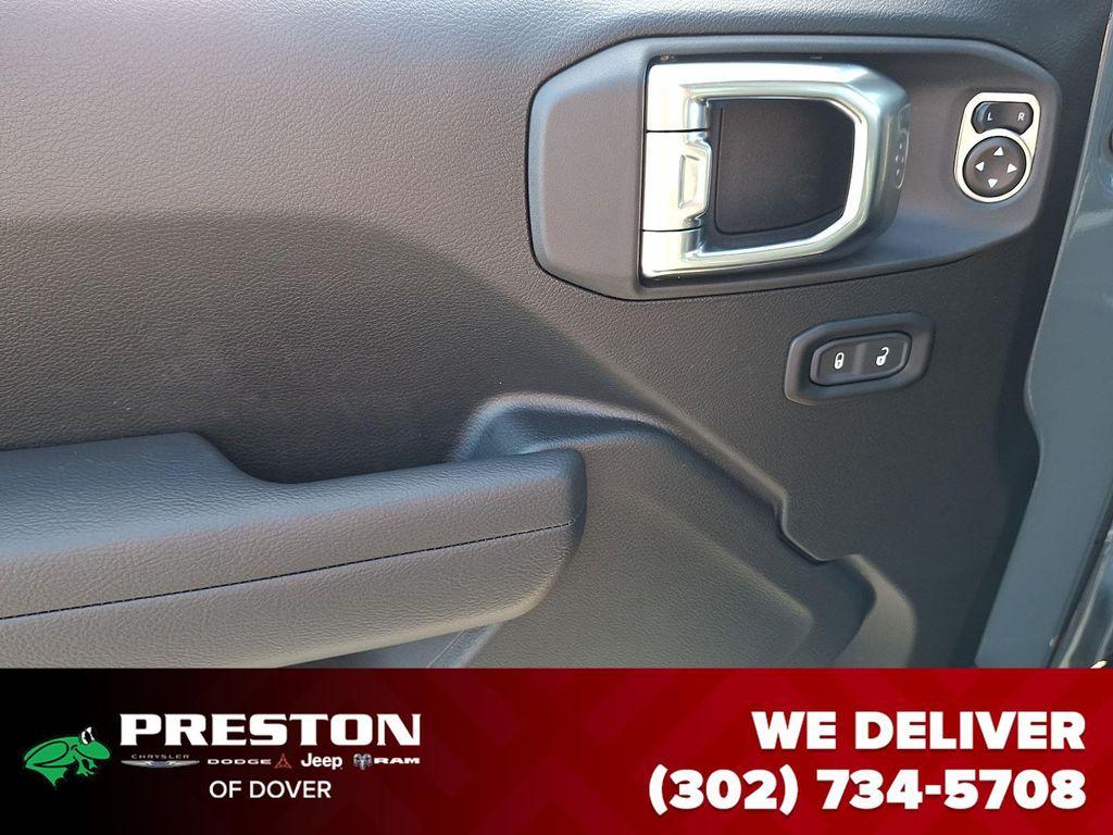 new 2026 Jeep Wrangler car, priced at $45,295