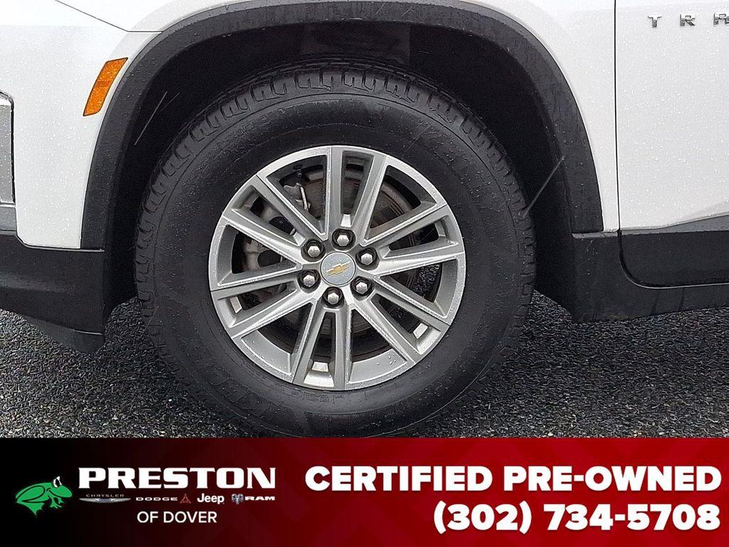 used 2023 Chevrolet Traverse car, priced at $30,195