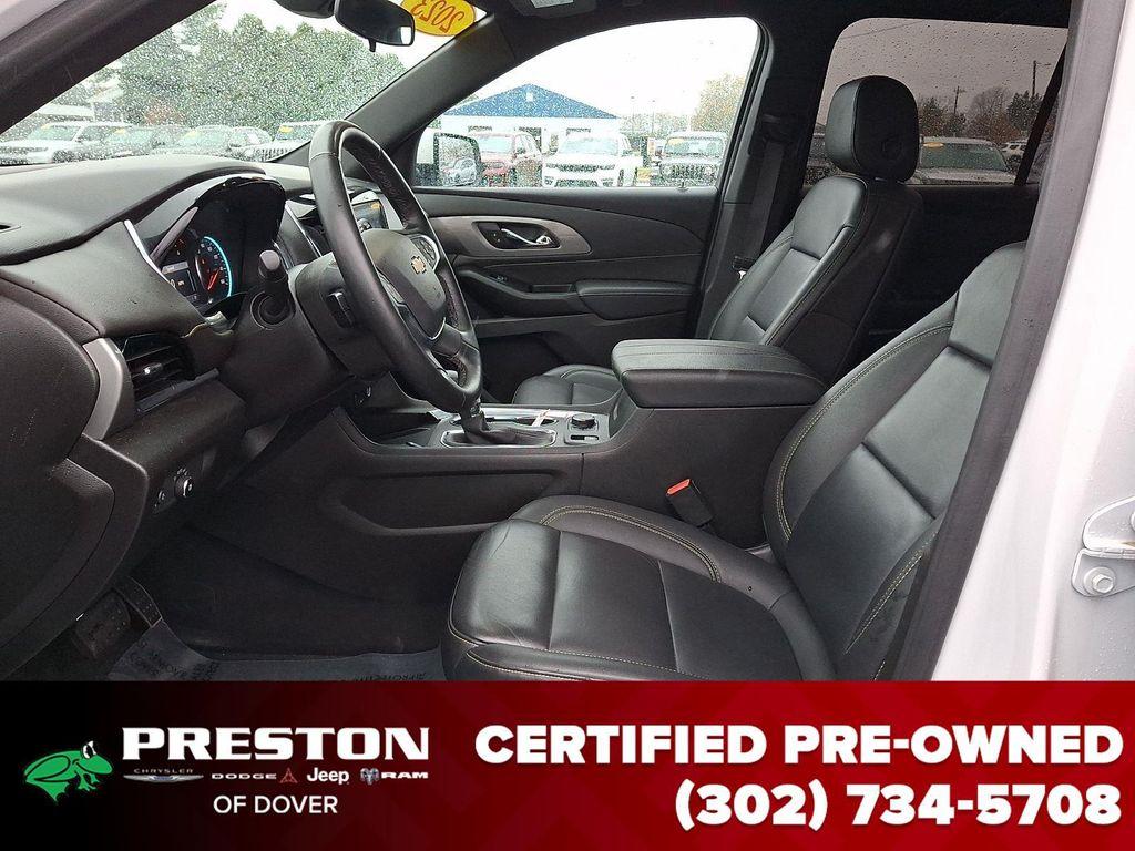 used 2023 Chevrolet Traverse car, priced at $30,195