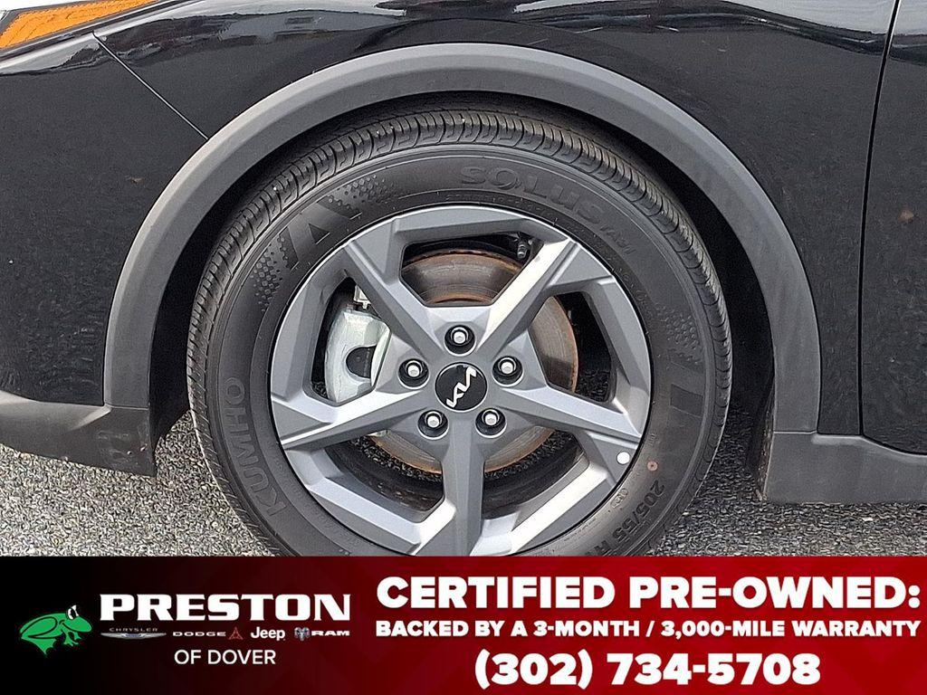 used 2025 Kia K4 car, priced at $20,595