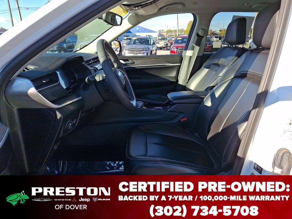 used 2023 Jeep Grand Cherokee car, priced at $33,395