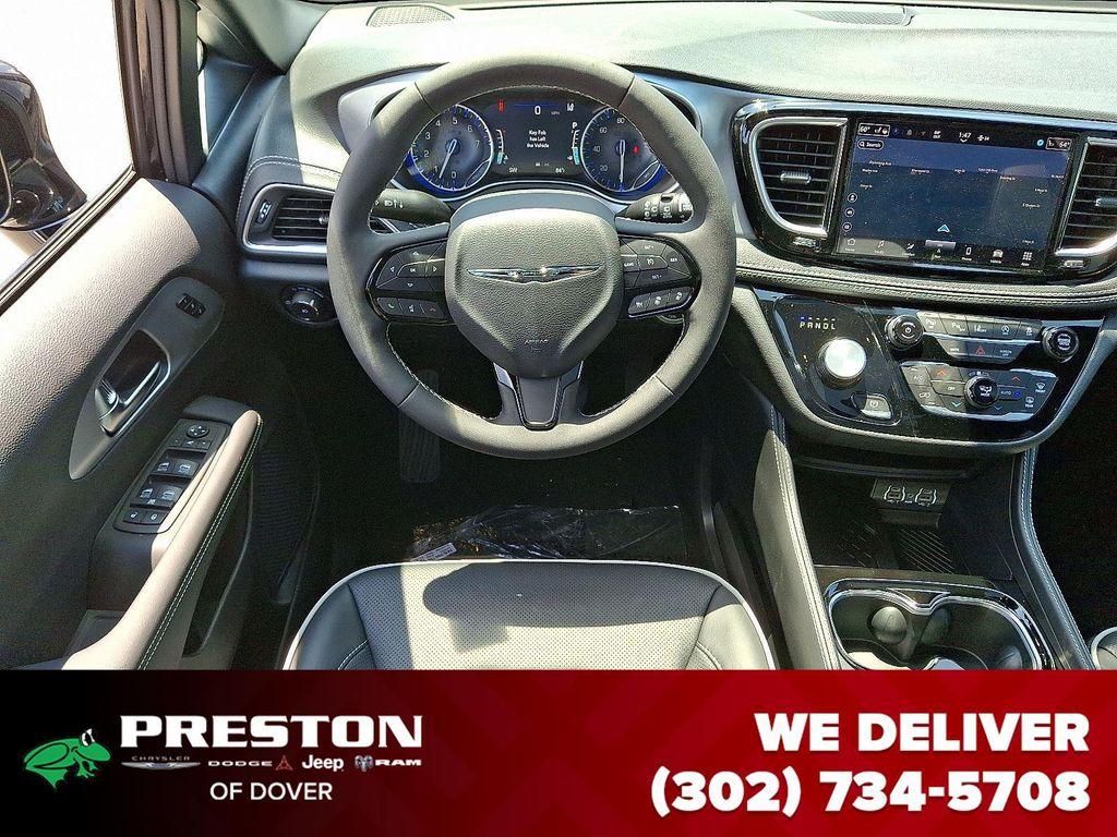 new 2025 Chrysler Pacifica car, priced at $55,840