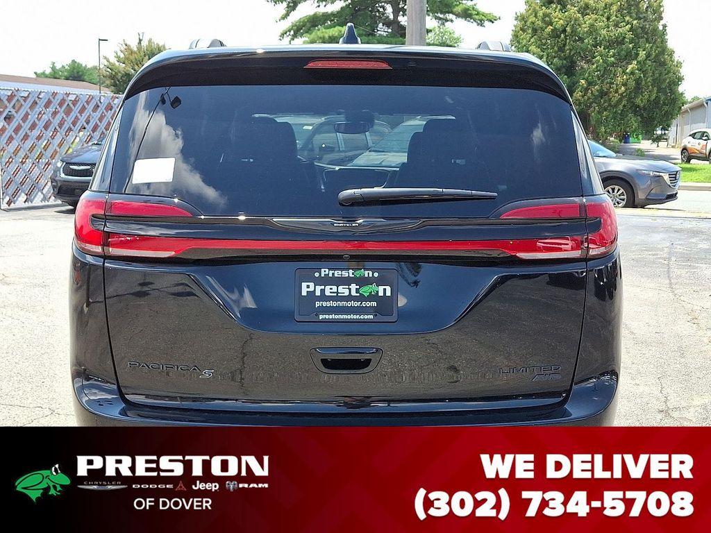new 2025 Chrysler Pacifica car, priced at $55,840