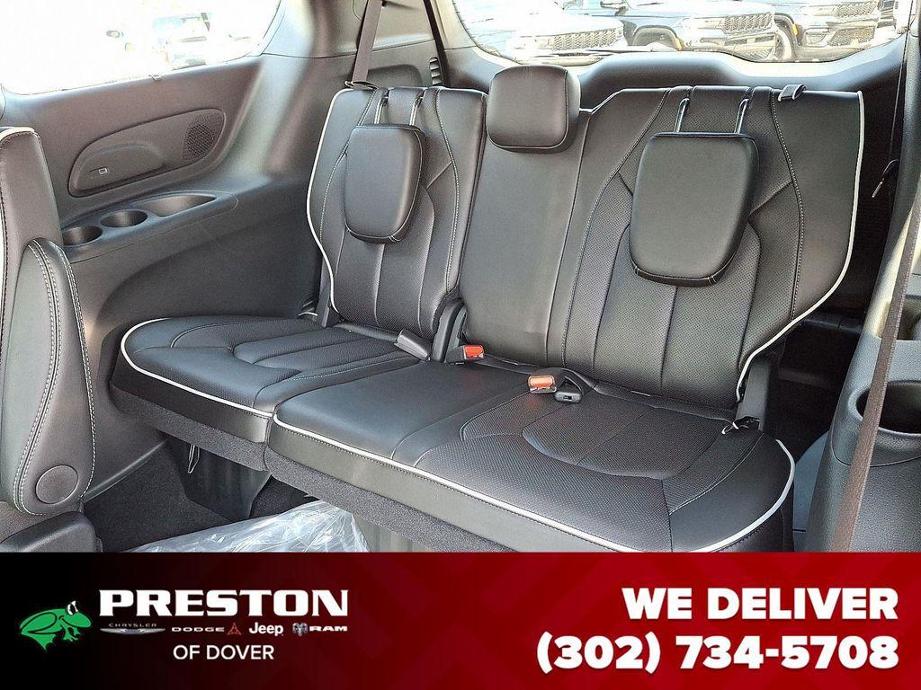 new 2025 Chrysler Pacifica car, priced at $55,840