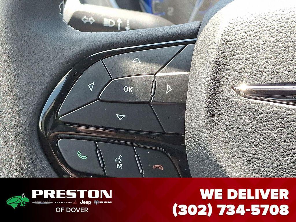 new 2025 Chrysler Pacifica car, priced at $55,840