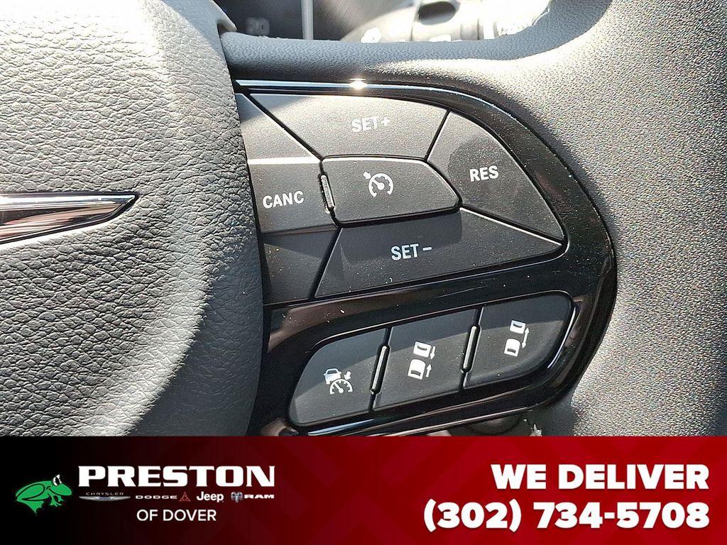 new 2025 Chrysler Pacifica car, priced at $55,840