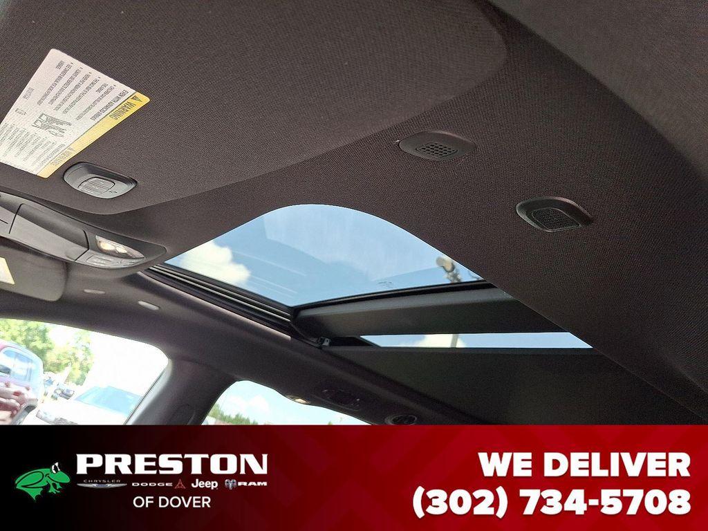 new 2025 Chrysler Pacifica car, priced at $55,840