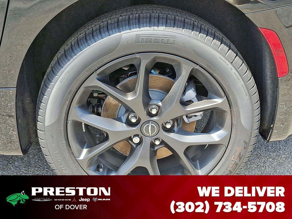 new 2025 Chrysler Pacifica car, priced at $55,840