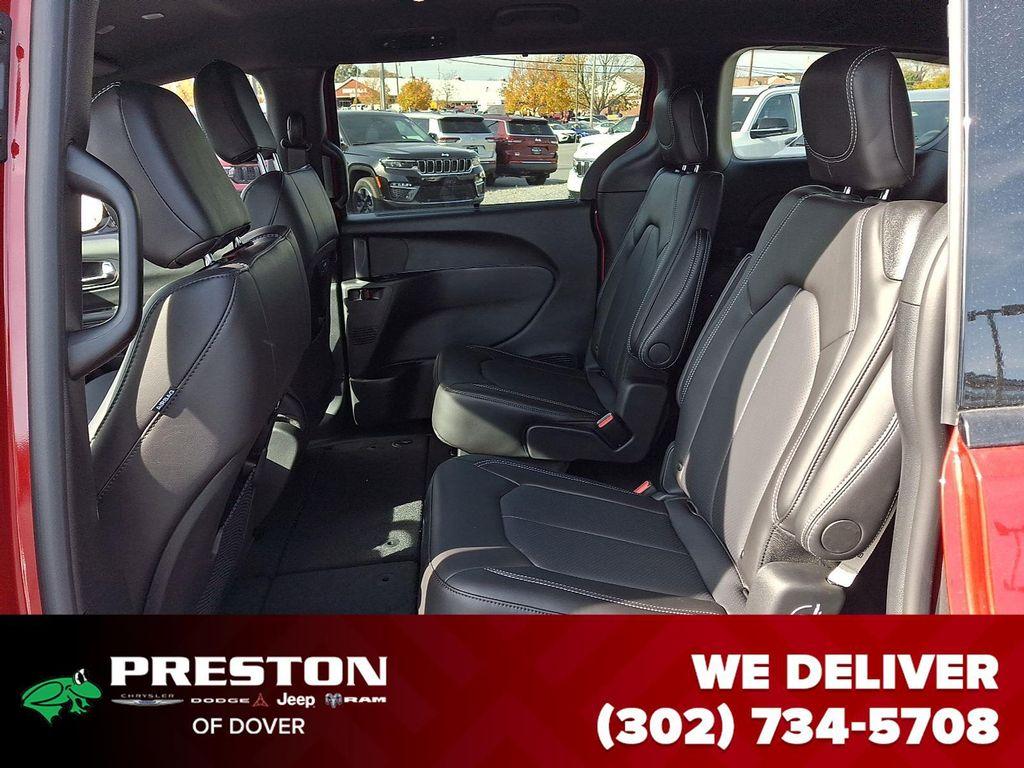 new 2026 Chrysler Pacifica car, priced at $41,290