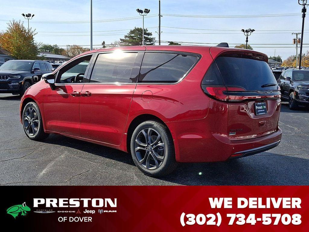 new 2026 Chrysler Pacifica car, priced at $41,290