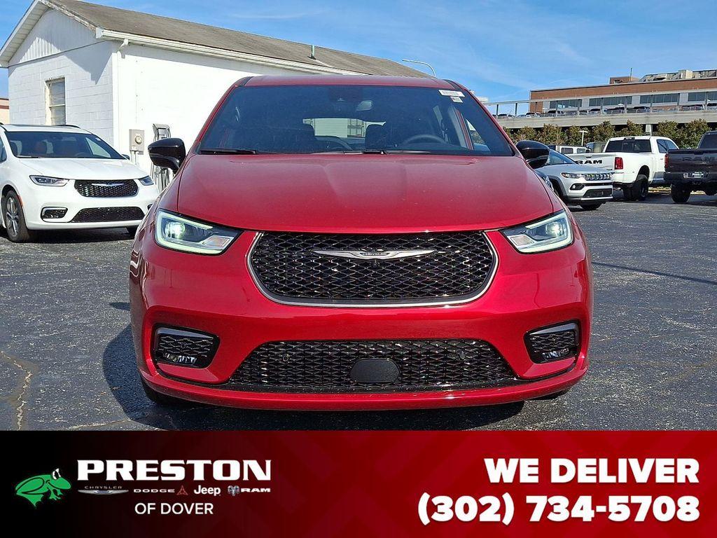 new 2026 Chrysler Pacifica car, priced at $41,290