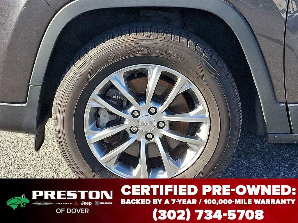 used 2021 Jeep Cherokee car, priced at $19,695