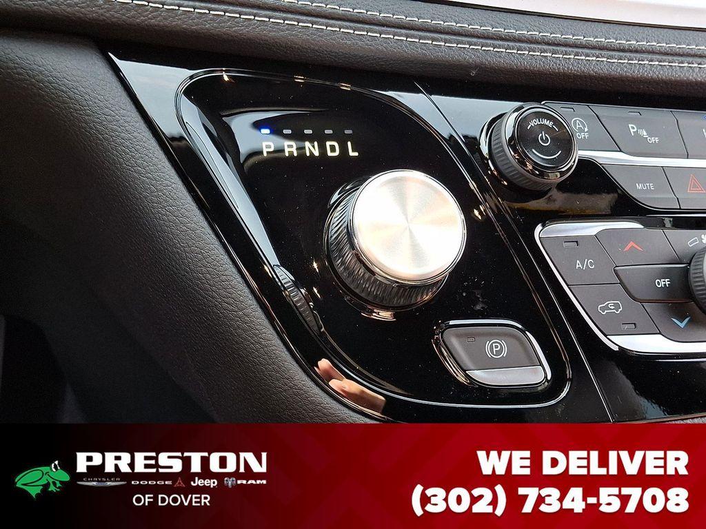 new 2026 Chrysler Pacifica car, priced at $43,420