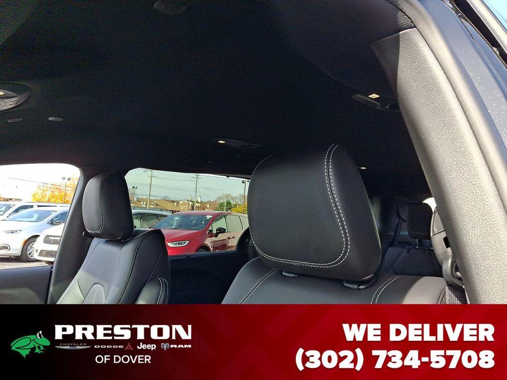 new 2026 Chrysler Pacifica car, priced at $43,420