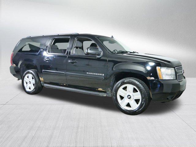 used 2007 Chevrolet Suburban car, priced at $6,997