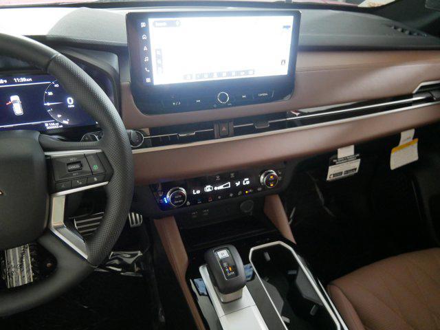 new 2025 Mitsubishi Outlander car, priced at $41,929
