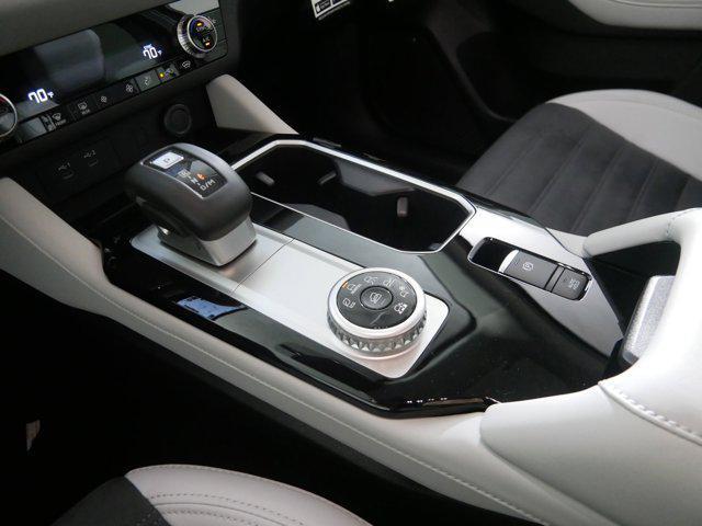 new 2025 Mitsubishi Outlander car, priced at $34,349