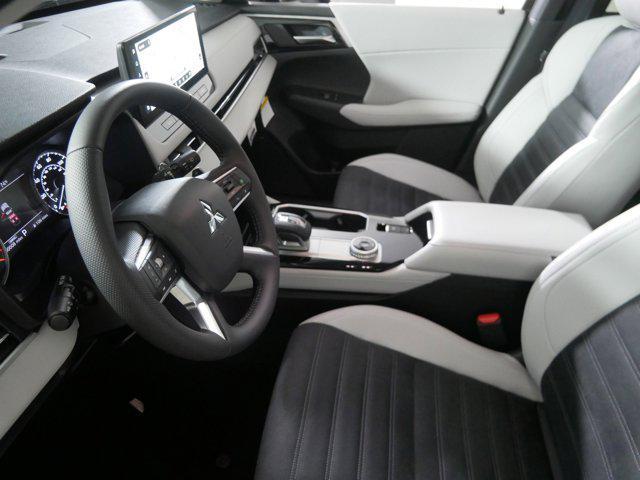 new 2025 Mitsubishi Outlander car, priced at $34,349