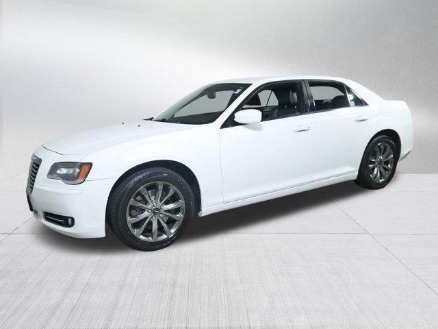 used 2014 Chrysler 300 car