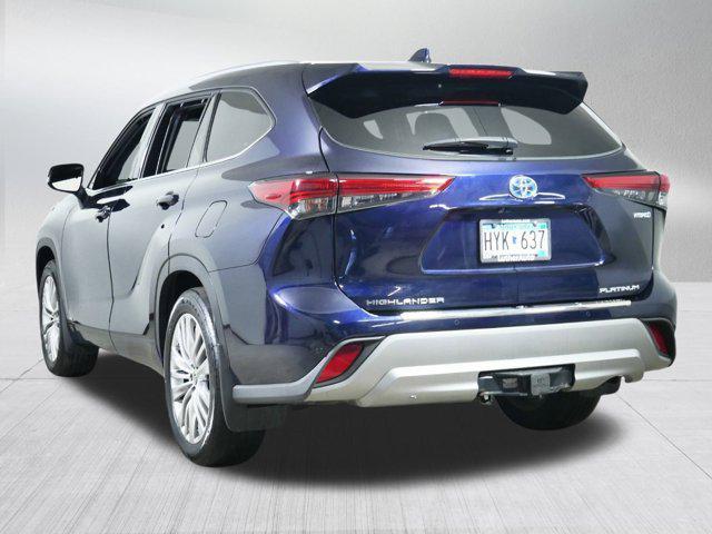 used 2022 Toyota Highlander Hybrid car, priced at $44,497