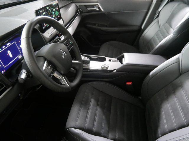 new 2025 Mitsubishi Outlander car, priced at $38,084