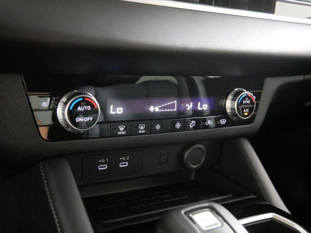 new 2025 Mitsubishi Outlander car, priced at $38,084