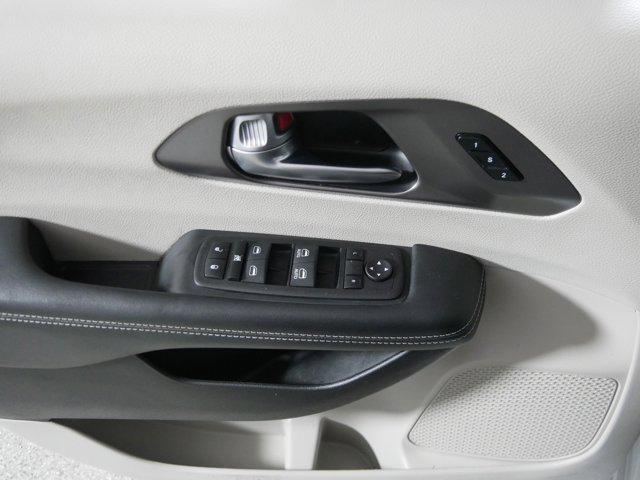 used 2023 Chrysler Pacifica car, priced at $22,997